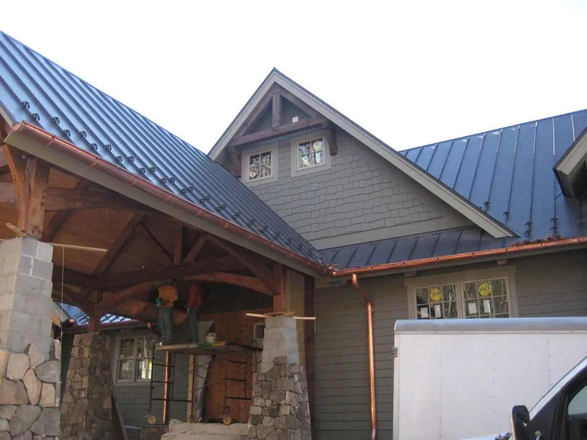 Craftsman Roofing team delivering quality roofing work in Maplewood